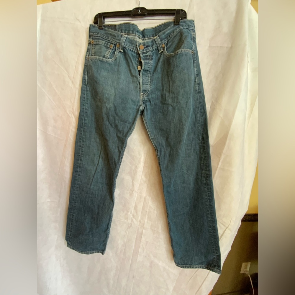 Levi's Classic 501 Straight Blue Jeans